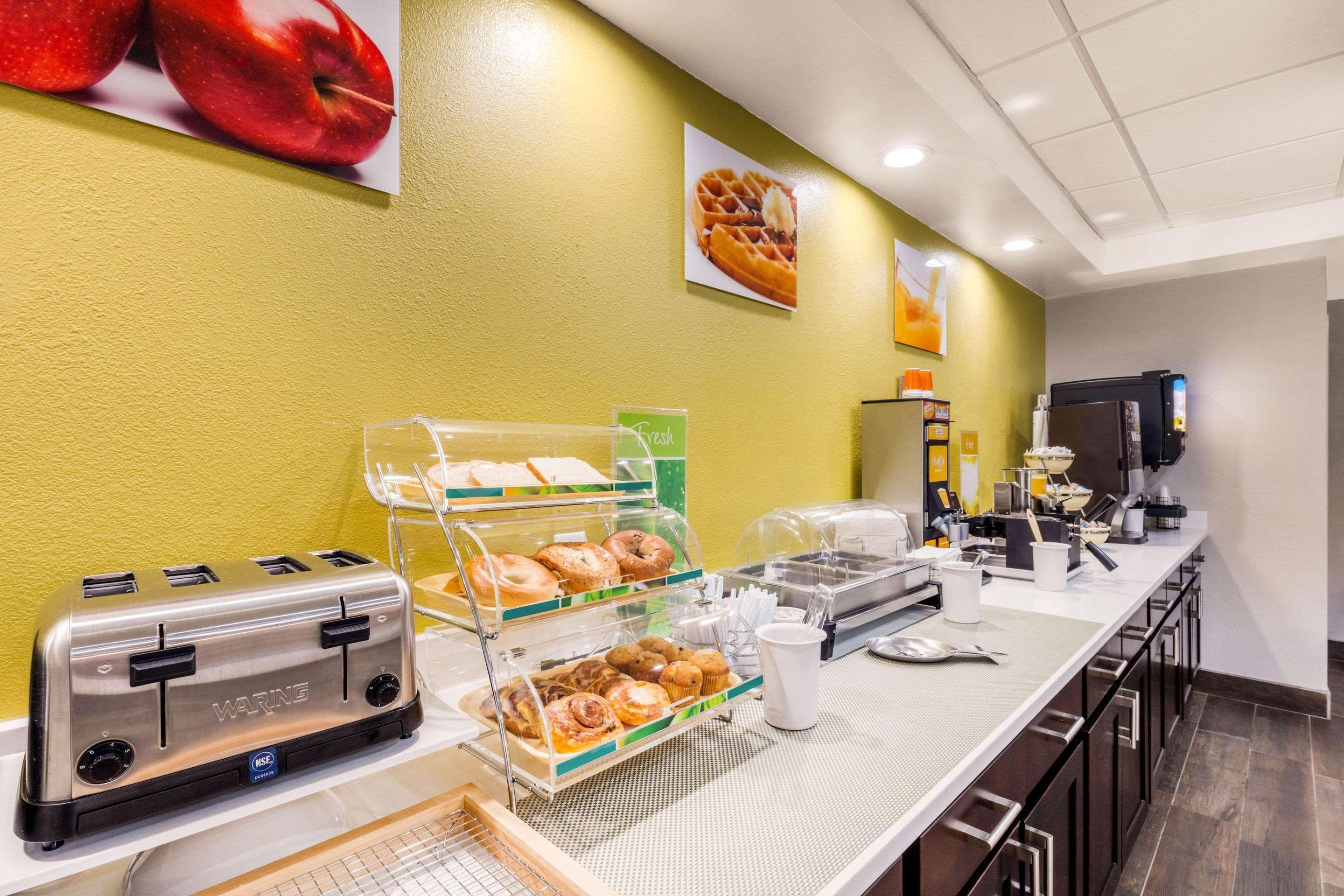Quality Inn Gordonsville Экстерьер фото