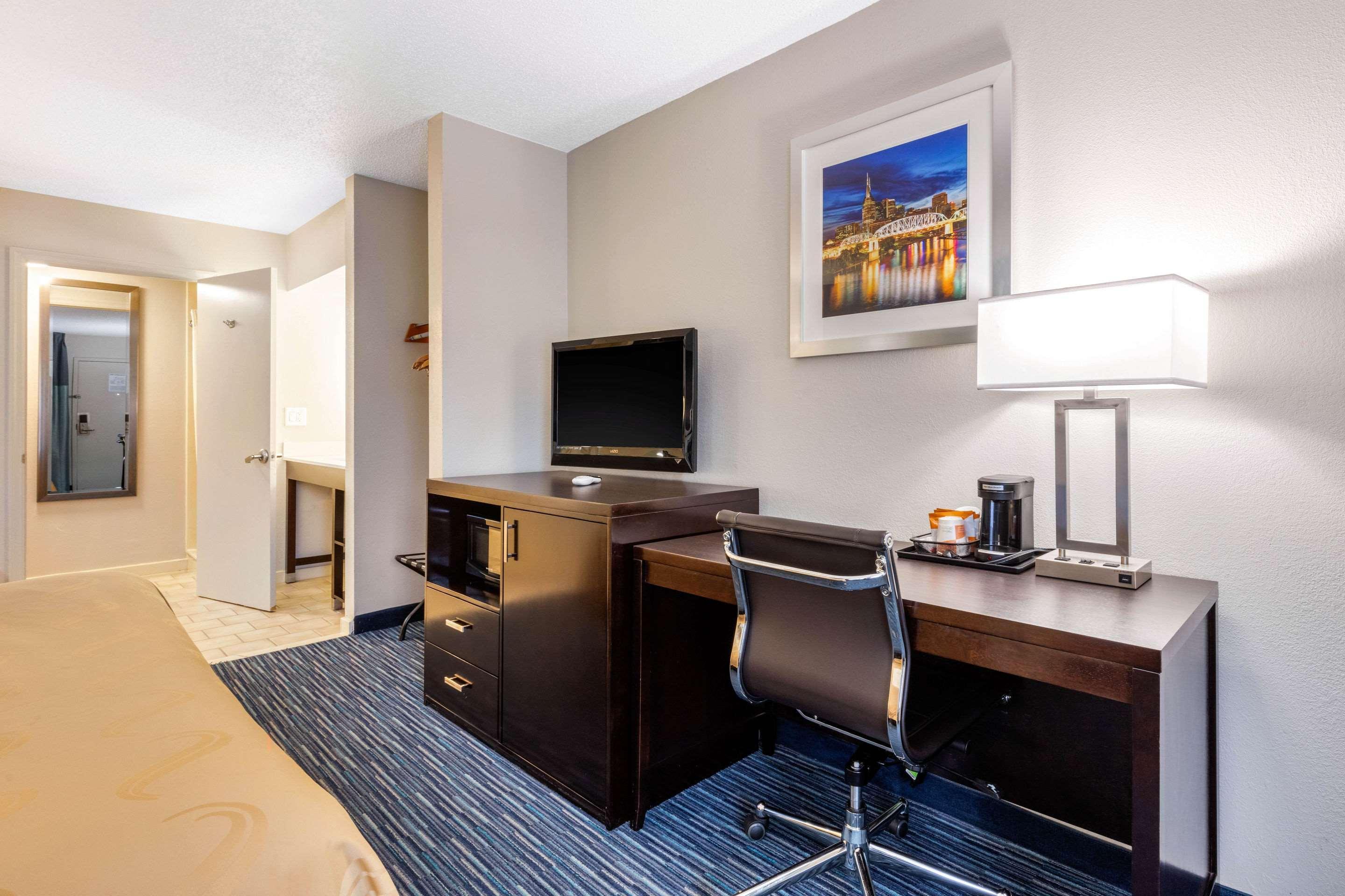 Quality Inn Gordonsville Экстерьер фото