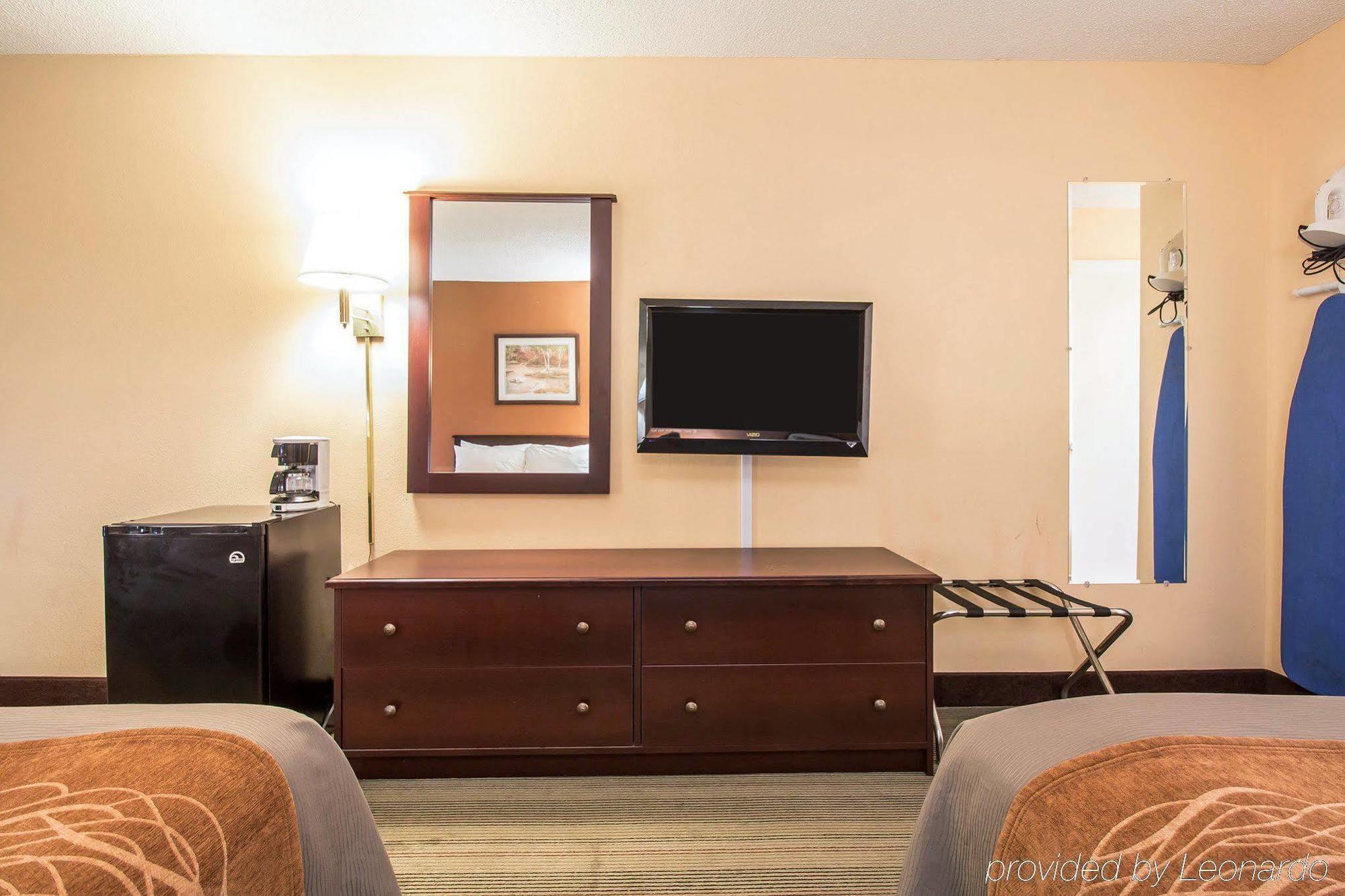 Quality Inn Gordonsville Экстерьер фото